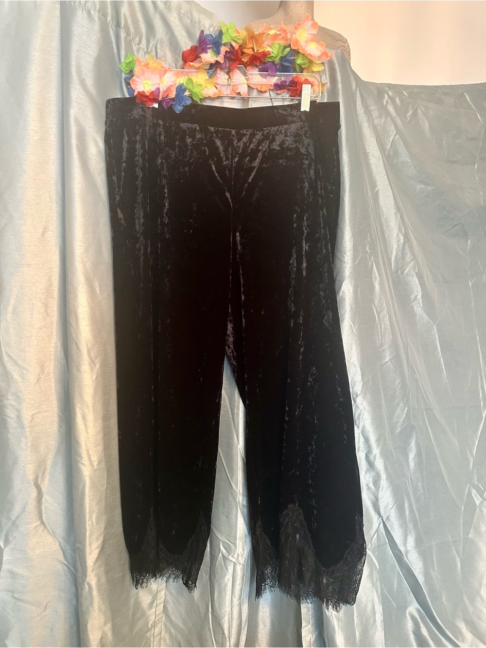 Isaac Mizrahi Petite Black Velvet Wide-Leg Pants XL